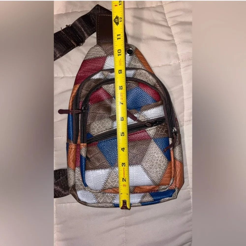 NWT Crossbody Multicolor - Picture 7 of 10